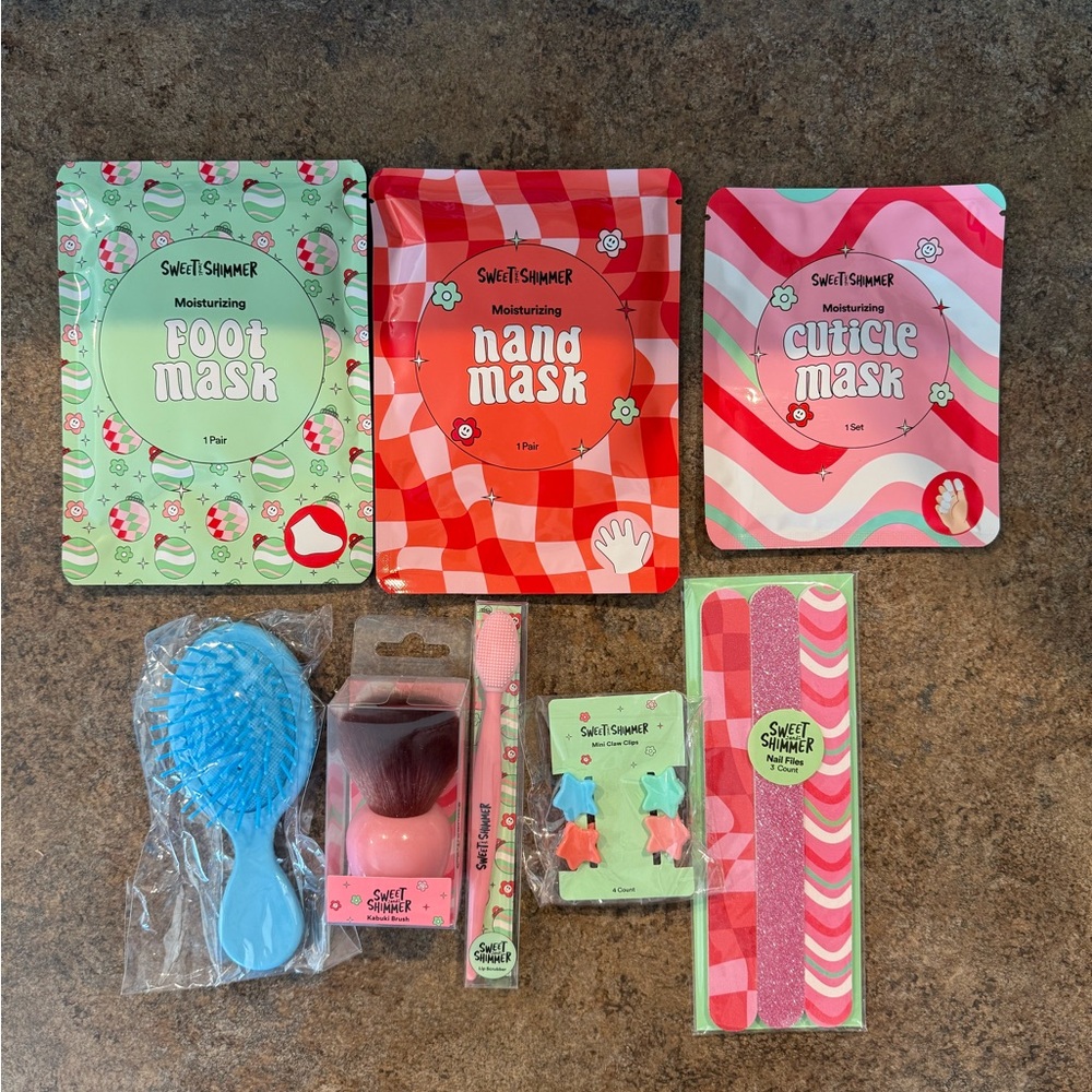 Sweet and Shimmer girls and tween stocking stuffers